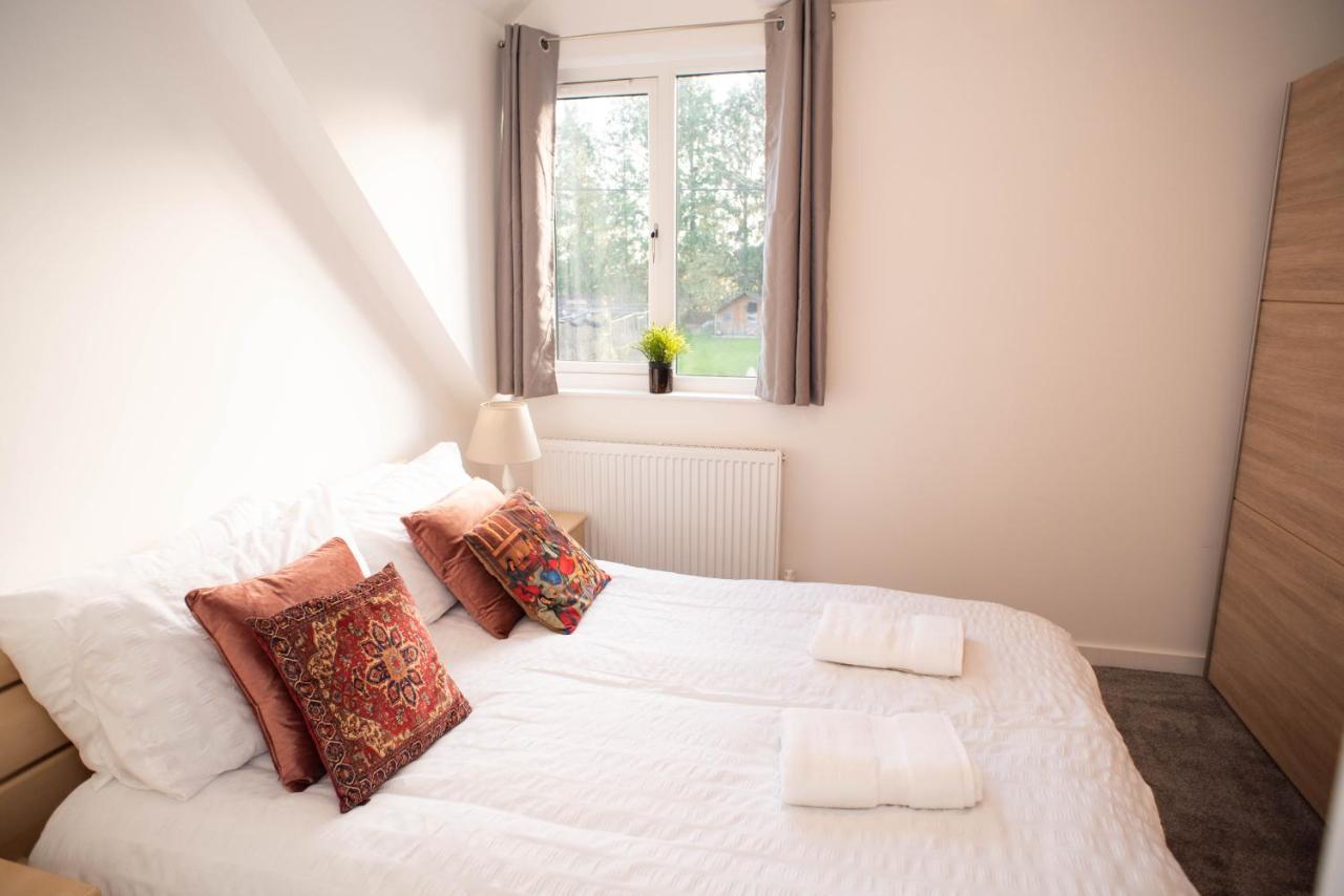 Walnut Flats-F4, 2-Bedroom With Ensuite - Parking, Netflix, Wifi - Close To Oxford, Bicester & Blenheim Palace Kidlington Εξωτερικό φωτογραφία