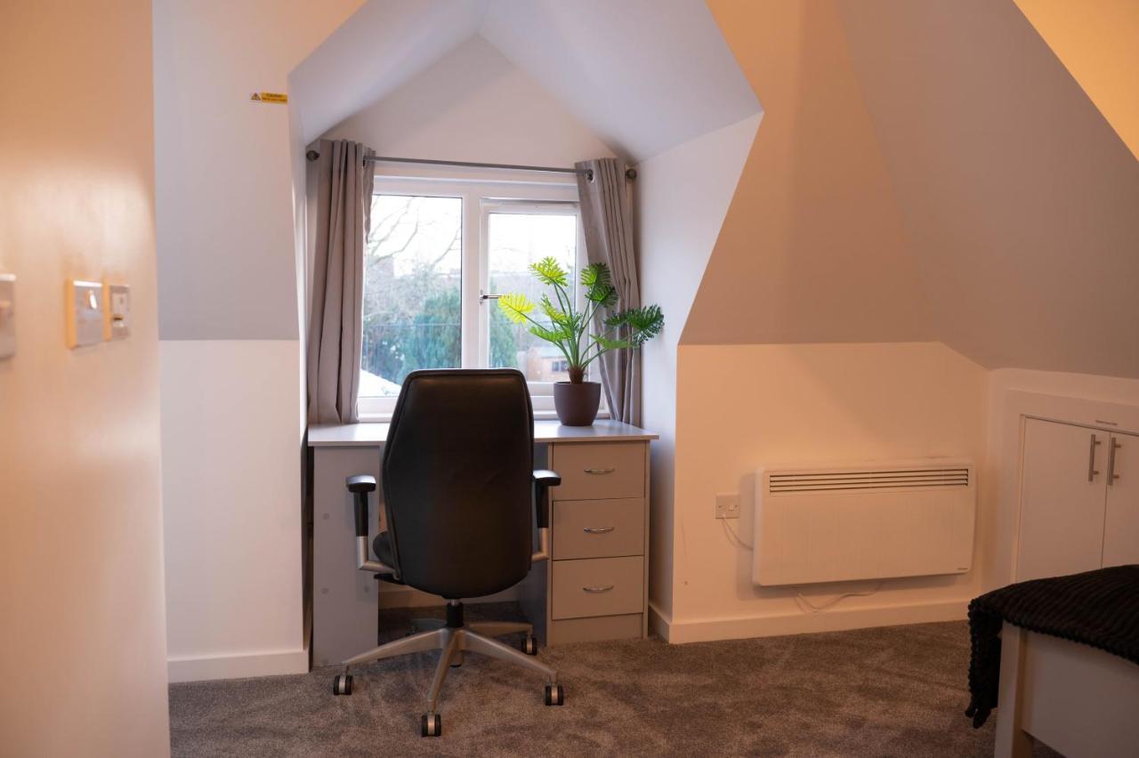 Walnut Flats-F4, 2-Bedroom With Ensuite - Parking, Netflix, Wifi - Close To Oxford, Bicester & Blenheim Palace Kidlington Εξωτερικό φωτογραφία