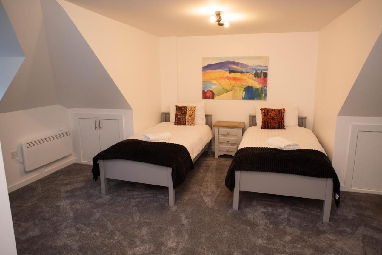 Walnut Flats-F4, 2-Bedroom With Ensuite - Parking, Netflix, Wifi - Close To Oxford, Bicester & Blenheim Palace Kidlington Εξωτερικό φωτογραφία