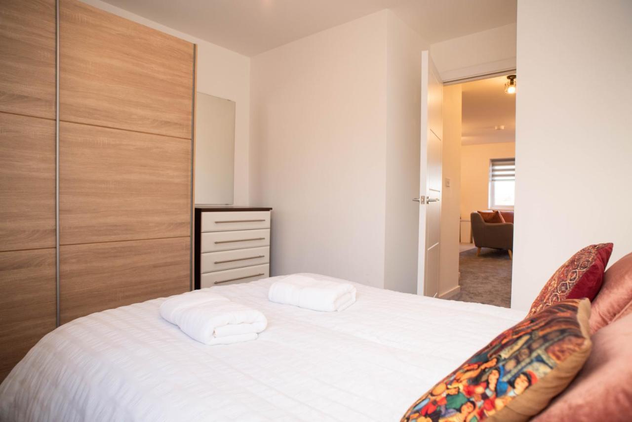 Walnut Flats-F4, 2-Bedroom With Ensuite - Parking, Netflix, Wifi - Close To Oxford, Bicester & Blenheim Palace Kidlington Εξωτερικό φωτογραφία