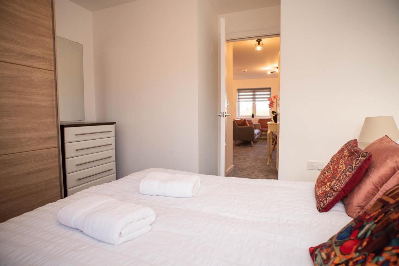 Walnut Flats-F4, 2-Bedroom With Ensuite - Parking, Netflix, Wifi - Close To Oxford, Bicester & Blenheim Palace Kidlington Εξωτερικό φωτογραφία