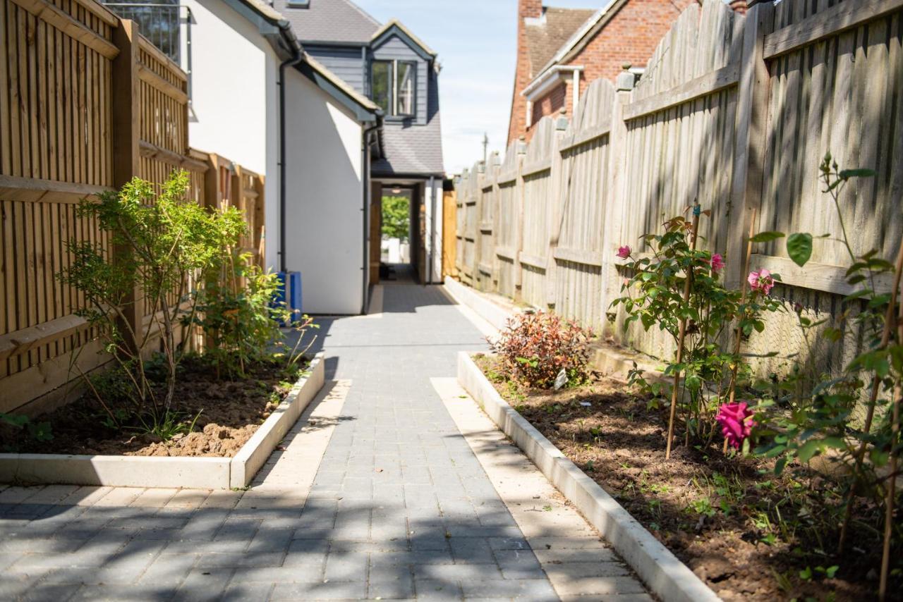 Walnut Flats-F4, 2-Bedroom With Ensuite - Parking, Netflix, Wifi - Close To Oxford, Bicester & Blenheim Palace Kidlington Εξωτερικό φωτογραφία