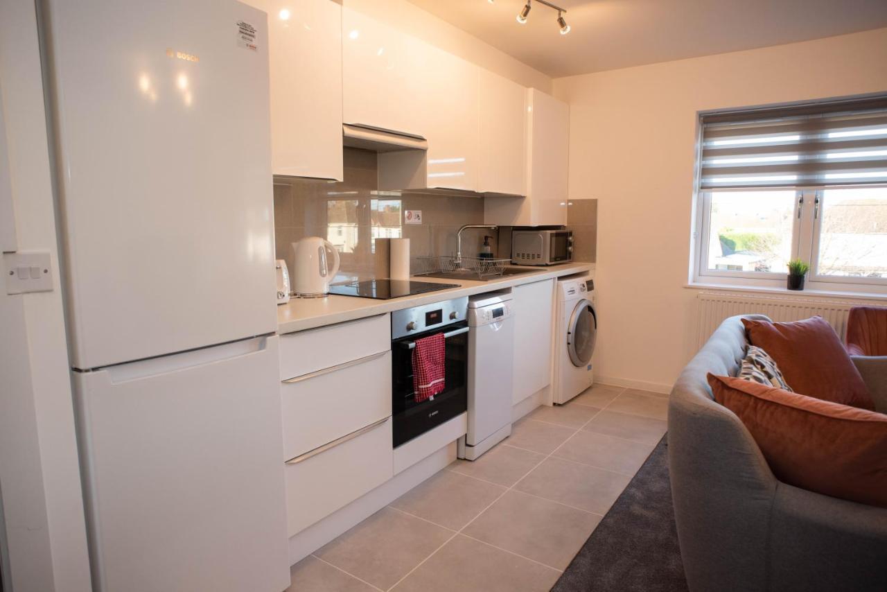 Walnut Flats-F4, 2-Bedroom With Ensuite - Parking, Netflix, Wifi - Close To Oxford, Bicester & Blenheim Palace Kidlington Εξωτερικό φωτογραφία