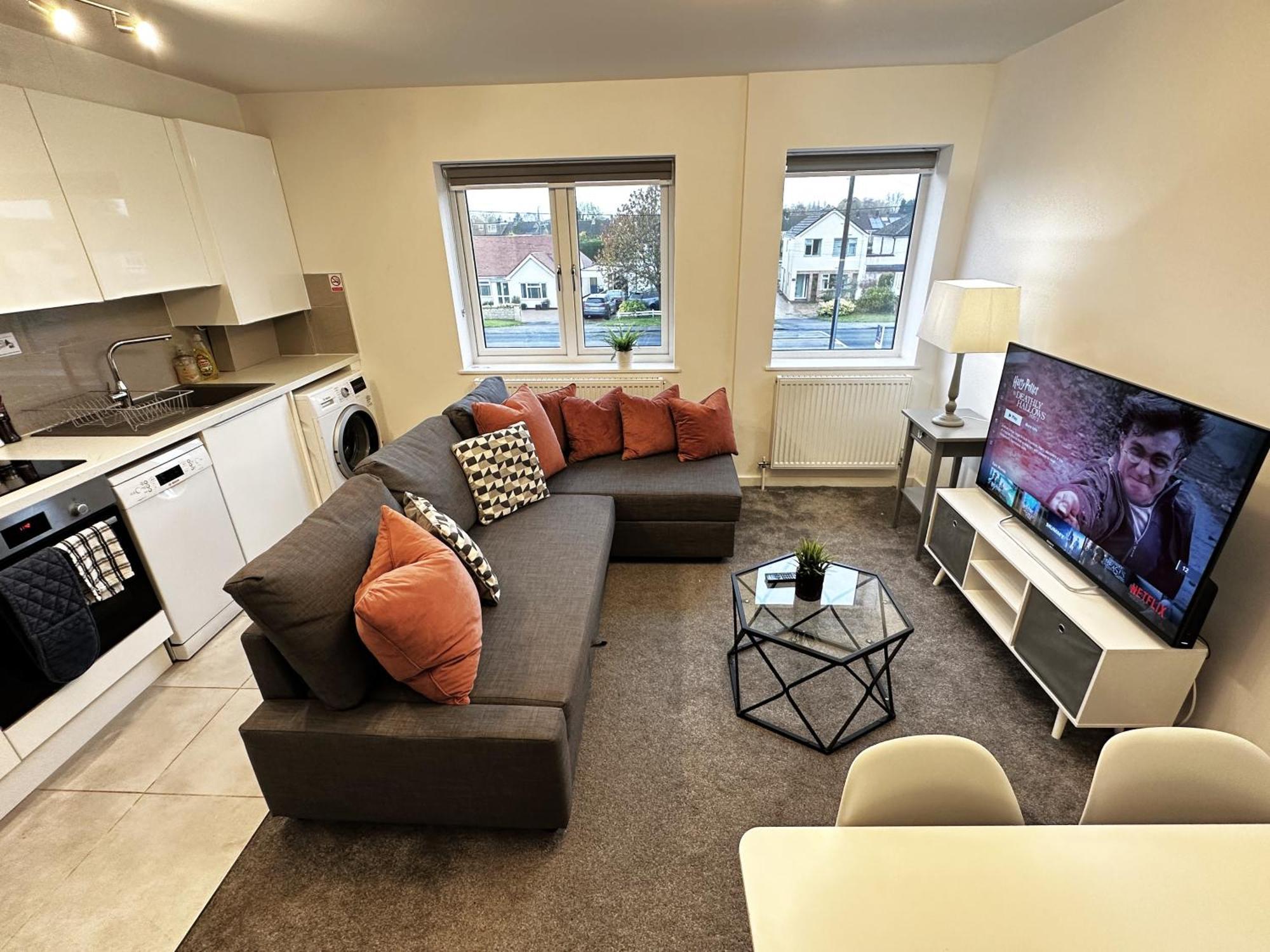 Walnut Flats-F4, 2-Bedroom With Ensuite - Parking, Netflix, Wifi - Close To Oxford, Bicester & Blenheim Palace Kidlington Εξωτερικό φωτογραφία